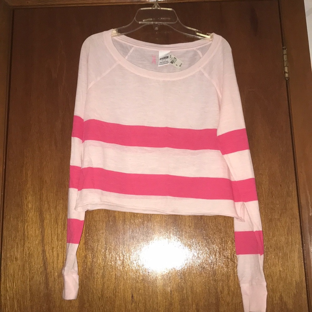 PINK Long Sleeve Crop Top